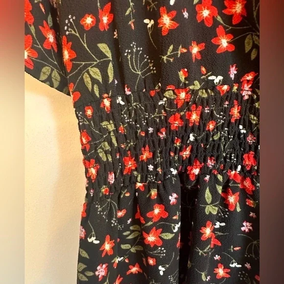 Cleo Petites Women Size XL Floral Midi Dress Black Red White Ruched Waist V Neck - Picture 2 of 6